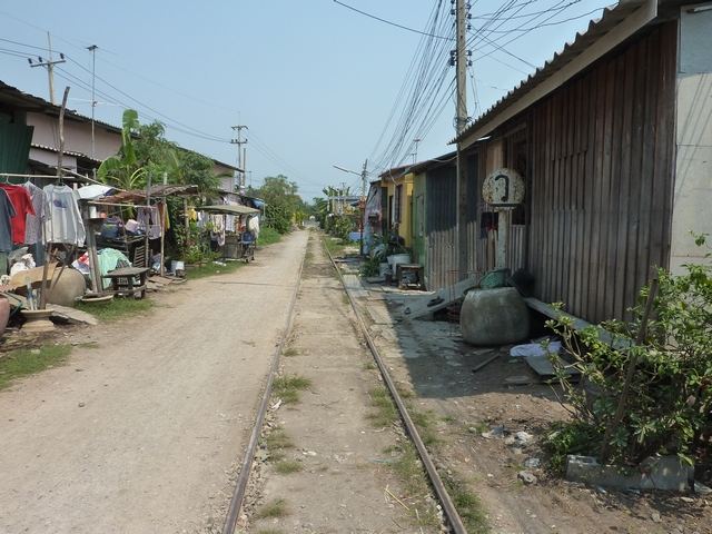 ทางรถไฟสายบ้านแหลม แม่กลอง