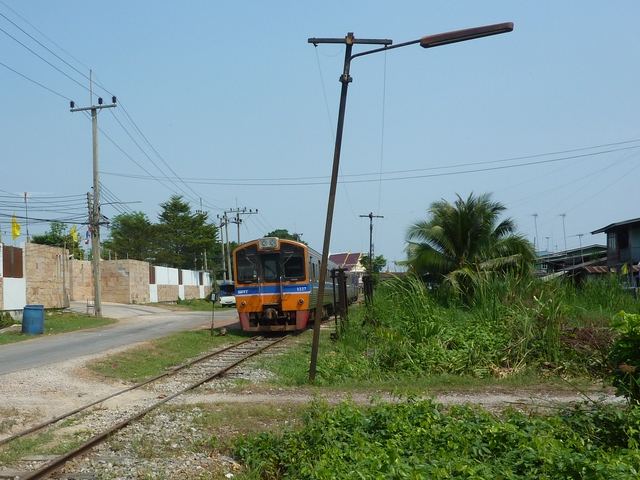 ทางรถไฟสายบ้านแหลม แม่กลอง