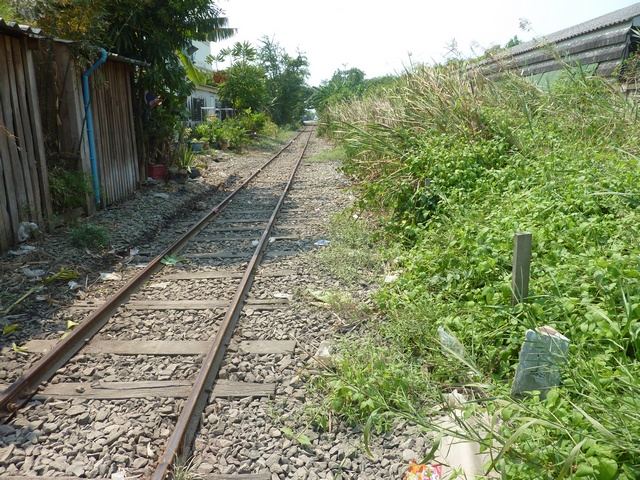 ทางรถไฟสายบ้านแหลม แม่กลอง