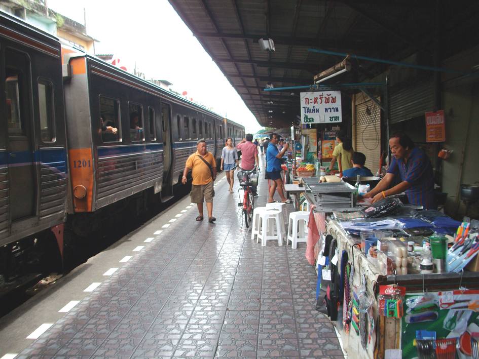 ทางรถไฟสายมหาชัย วงเวียนใหญ่