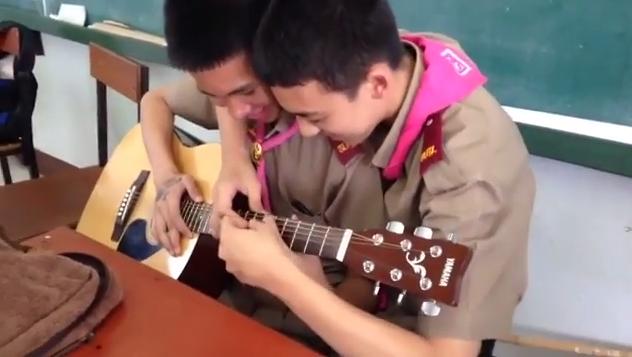 เด็กสมัยนี้เล่นอะไรกัน !! ฟิน
