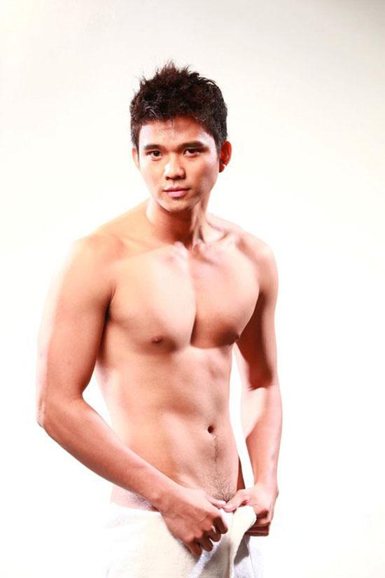 Kenneth Paul จากนักบาสสู่นายแบบและนักแสดงหุ่นแซบ