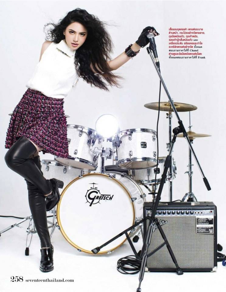 ใหม่-ดาวิกา โฮร์เน่ @ SEVENTEEN vol.11 no.131 October 2013