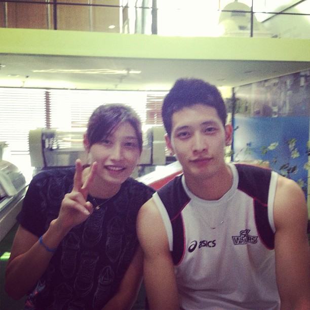 ผู้ชายคนนี้คือใครนะ