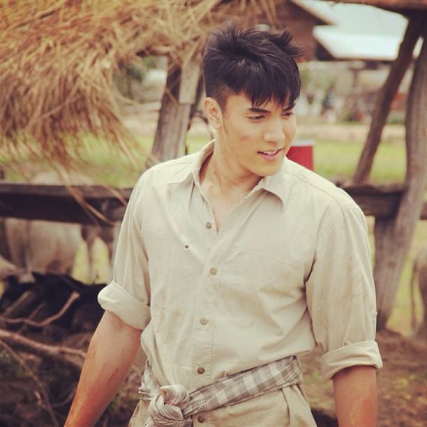 อัพเดท ไม้ วฤษฎิ์ พระเอกหุ่นแซ่บอีกคนของช่อง 3 จากกอง ในม่านเมฆ เลยจ้าาาา