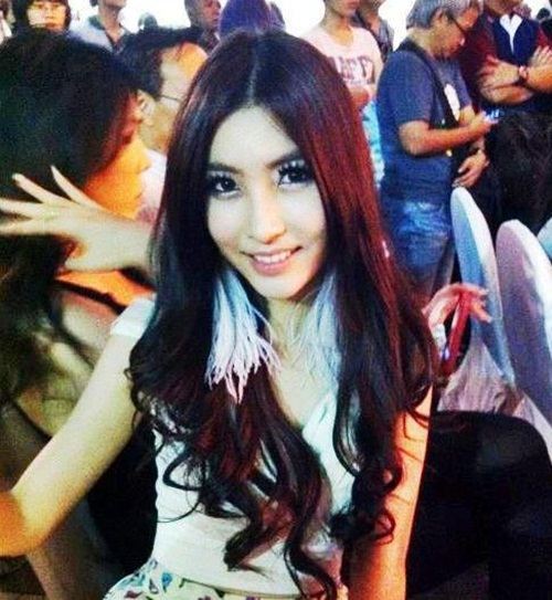 สวยๆกับ (นาย) อุ๊ย!!! เธอคนนี้