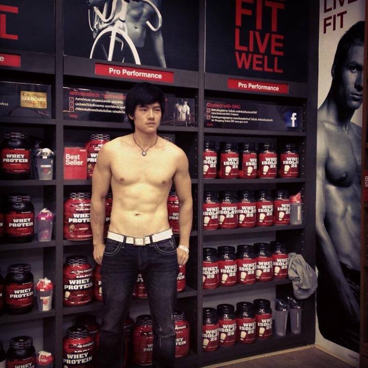 แน็ก  [ Men's Health gguy ปี 2013 ]