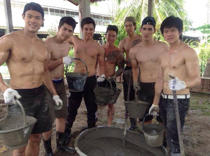 แน็ก  [ Men's Health gguy ปี 2013 ]