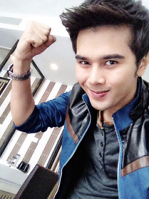 อิส อิสรพงศ์