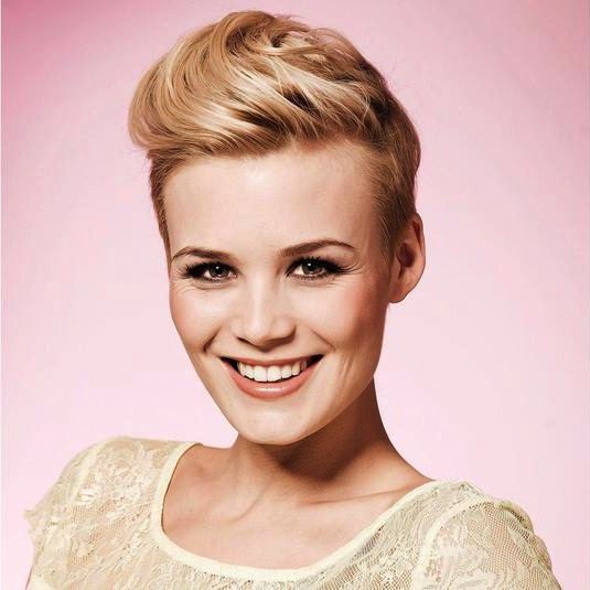 Miss Switzerland-Dominique Rinderknecht