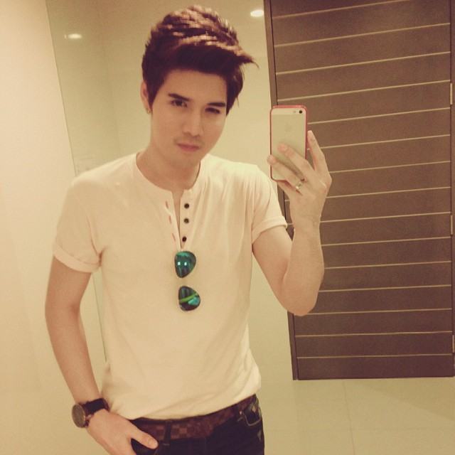 เหินฟ้า AF10