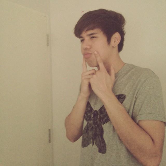 เหินฟ้า AF10