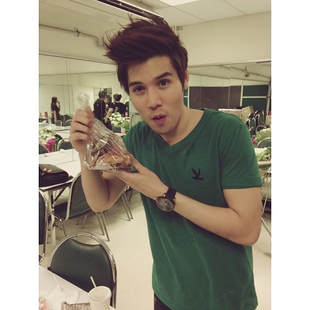 เหินฟ้า AF10