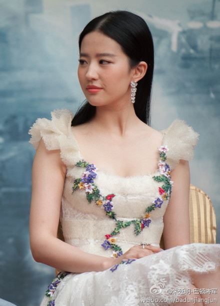 สงครามครั้งสุดท้าย OUTCAST《最后的战争》2013-2014 part1