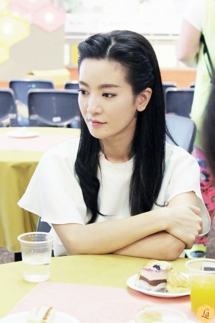 หลี่เซิง อีกหนึ่งนักแสดงสาวมากความสามารถจากแดนมังกร