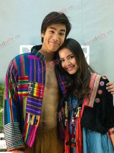 บอย มาร์กี้ VS ญาญ่า ณเดช