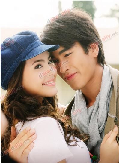 บอย มาร์กี้ VS ญาญ่า ณเดช
