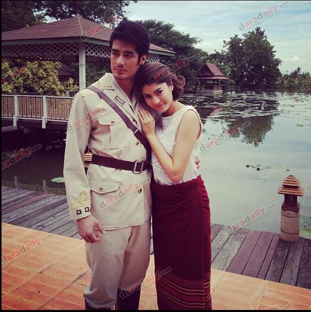 บอย มาร์กี้ VS ญาญ่า ณเดช