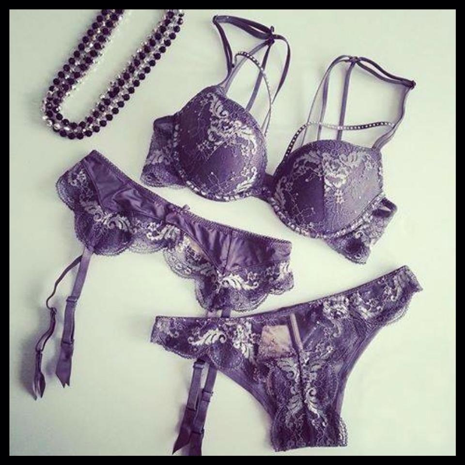 แฟชั่นใหม่ La Senza บุกไทยแล้วววว^^