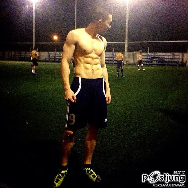 ควันหลงหนุ่มคลีโอ The most six-pack No. 15 บอส ณัชพงศ์พล สุดดี