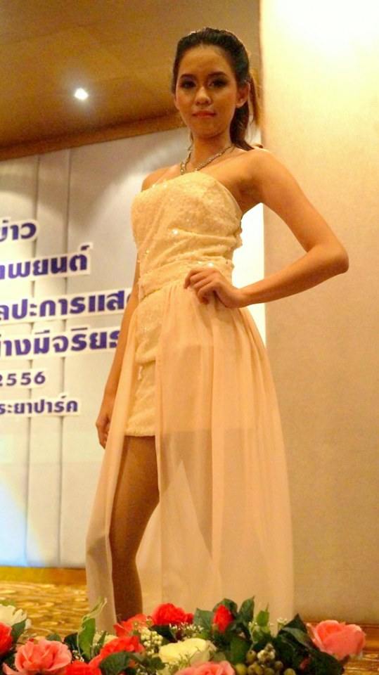 ภาพงานแถลงข่าวดาราหน้าใหม่จากภาพยนตร์ ตาดูดาวเท้าเหยียบดิน