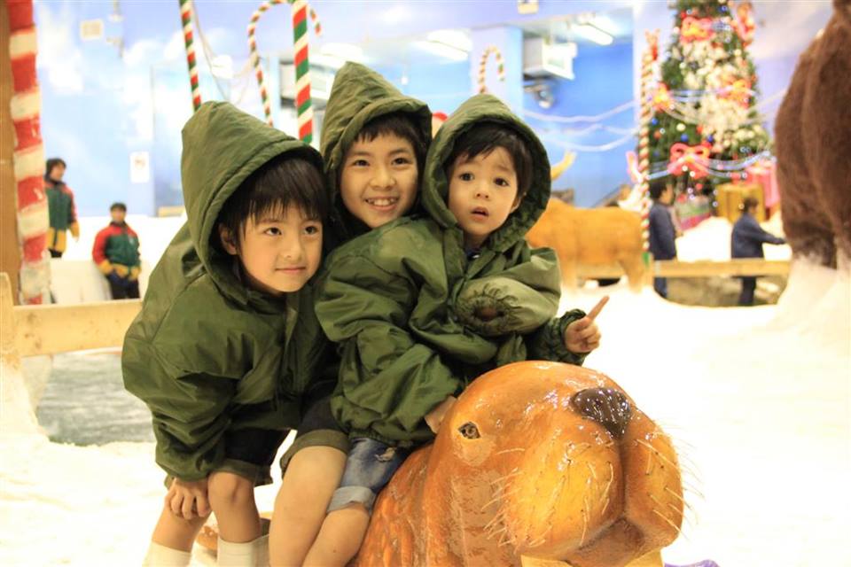 วันเฉลิม In Dream World