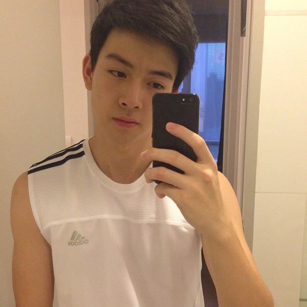 น้อง "จิมมี่" จากละครเรื่อง "น้องใหม่ ร้ายบริสุทธ์"