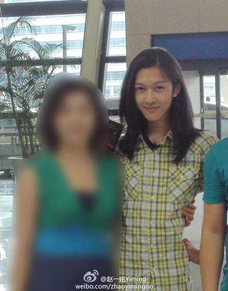 ตลึง!! หนุ่มหน้าสวยกว่าสาวๆ