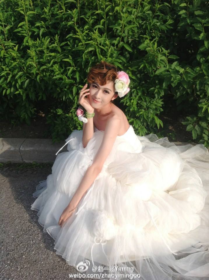ตลึง!! หนุ่มหน้าสวยกว่าสาวๆ