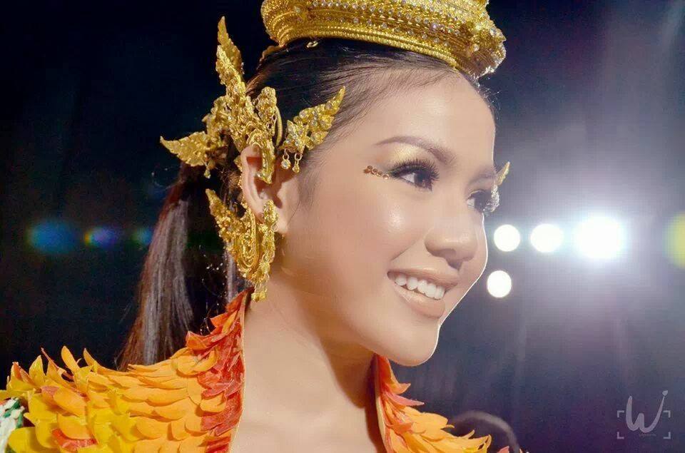 We are miss Thailand Universe Team , We support Chalita to be Miss Universe 2013