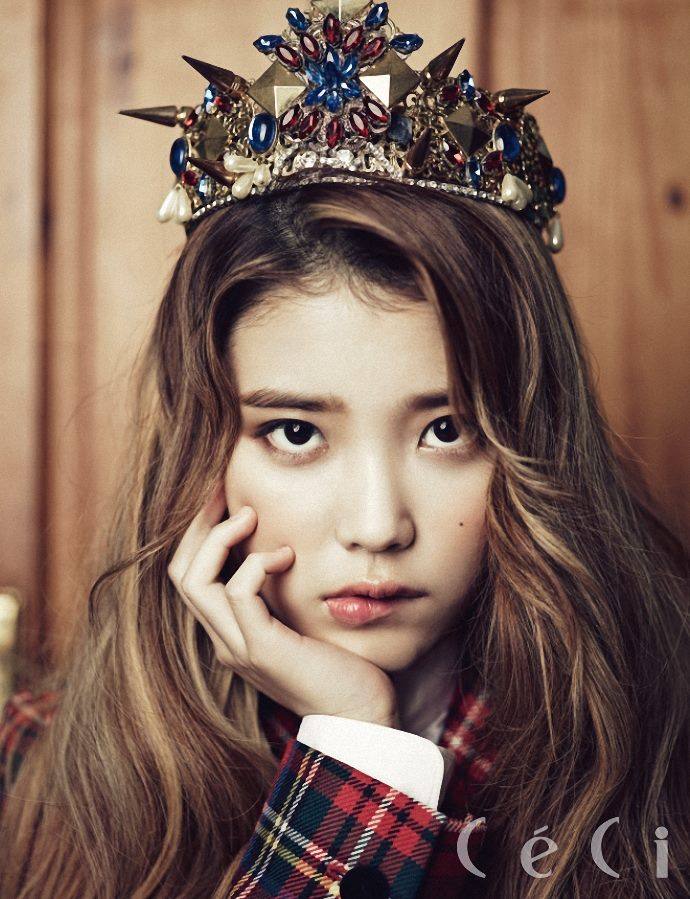IU @ CeCi Korea November 2013