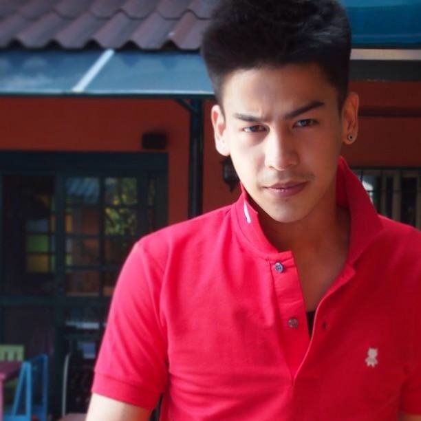 โอ๊ค ภาณุพงศ์