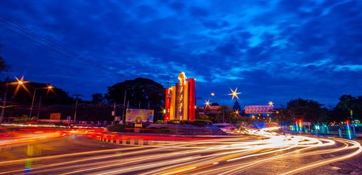 อนุสาวรีย์ประชาธิปไตย เมืองบุรีรัมย์