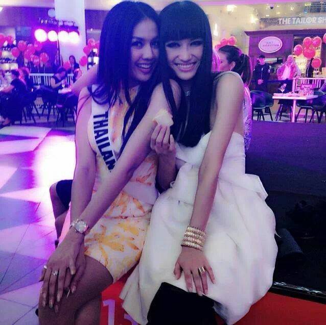 ช่วยกันโหวตด้วยนะครับ