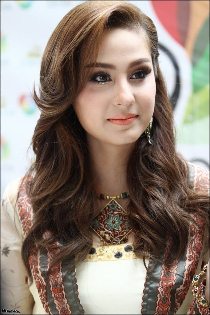 ขวัญ อุษามณี สวยสะพรึง