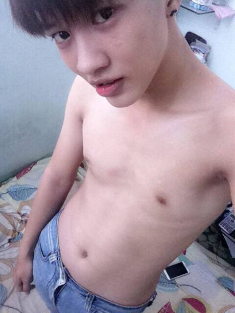 ขอเสียงสมาคมนิยมหนุ่มน่ารัก หน่อยจิ