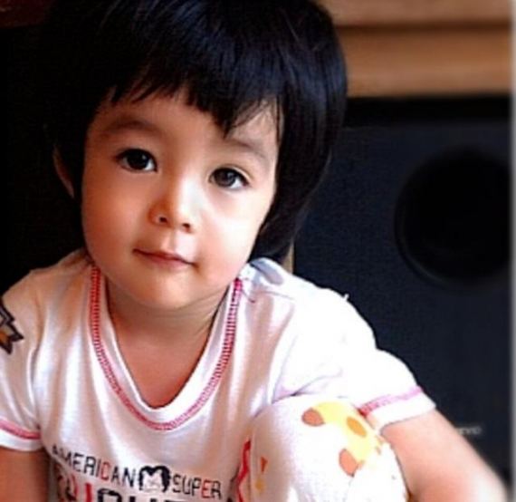 วันเฉลิม #ทองเนื้อเก้า (ด.ช.เมลิค เอเฟ่ ไอย์กูน)