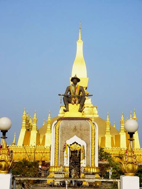 พระธาตุหลวงเวียงจันทน์