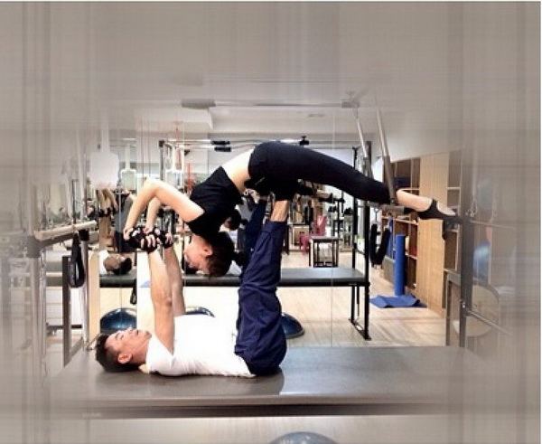 "เจนี่" แจง ไม่ได้ท้อง!!! ส่วนภาพบิกีนี่ที่ถ่ายคู่ "เอ๋" ก็ไม่ใช่ภาพหลุด แต่เป็นภาพที่ลงในนิตยสาร!!!