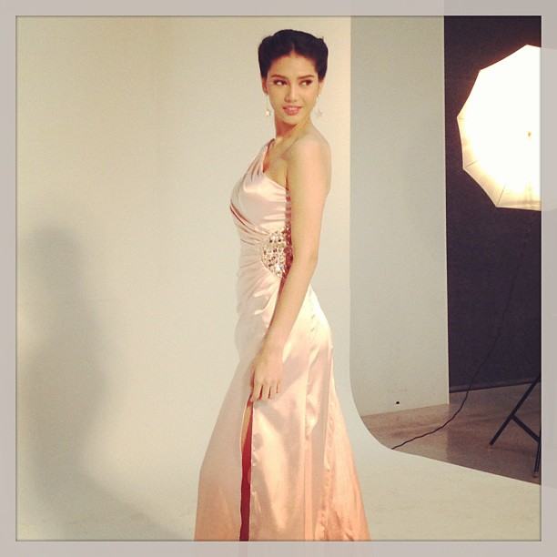 เบื้องหลังการถ่าย "ปฏิทินปี 2557" ของช่อง 7 (ต่อ)