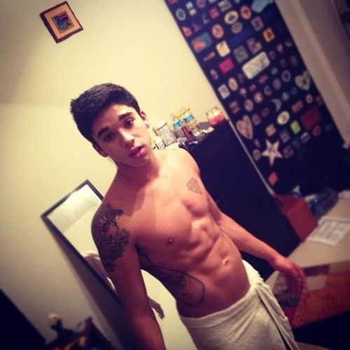 guys with tattoo ส่งตรงจากฮาวายค่ะ