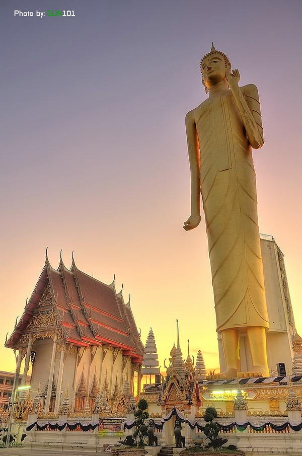 พระพุทธรัตนมงคลมหามุนี วัดบูรพาภิราม จ.ร้อยเอ็ด