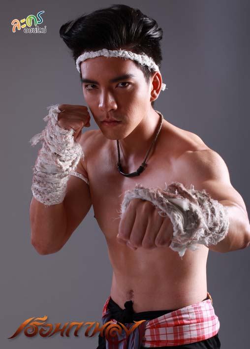 มาดูรูปตัวละครสำคัญๆในละครฟอร์มยักษ์ "เรือนกาหลง" กันจ้า !