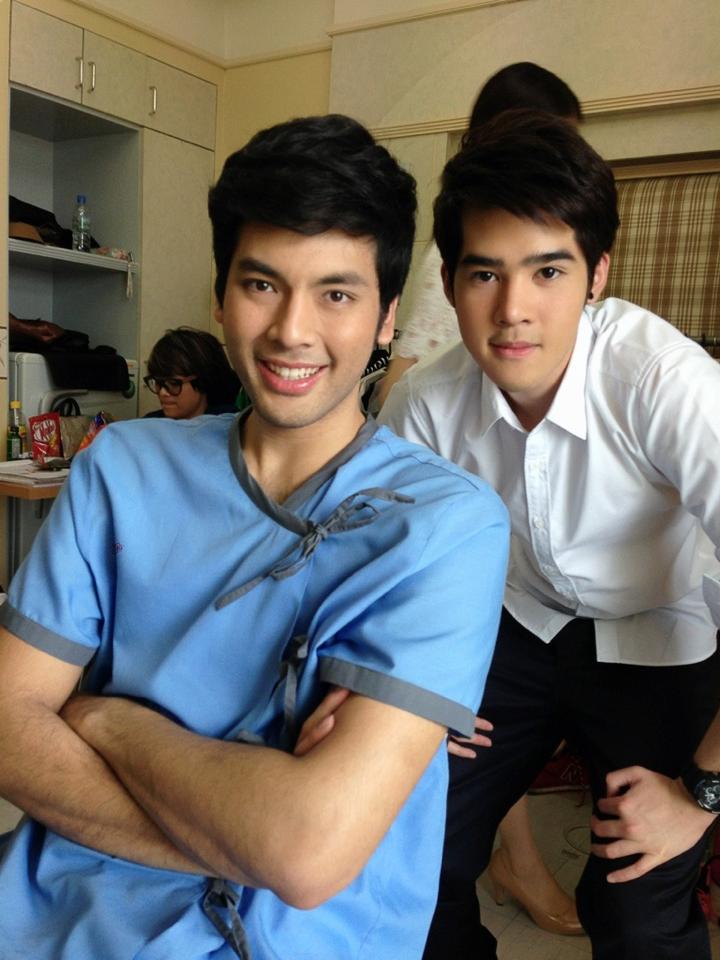 น้องเฟิร์ส ดาราหนุ่มน้องใหม่ รับบท เเดนนี่ ในละคร คิวบิก(หล่อกว่าพระเอกอีกนะ)