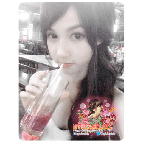 Thai Shemale (หนุ่มสวย)