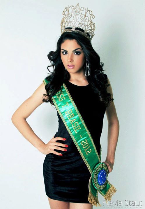 Miss International Queen 2013 ได้แก่....Macela Ohio (Brazil)