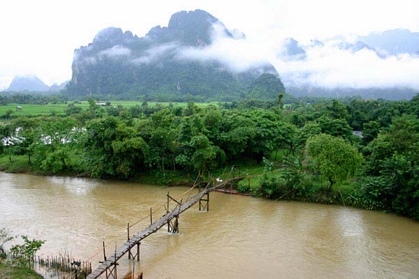 วังเวียงสวรรค์เมืองลาว