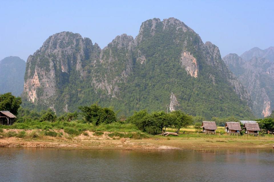 วังเวียงสวรรค์เมืองลาว