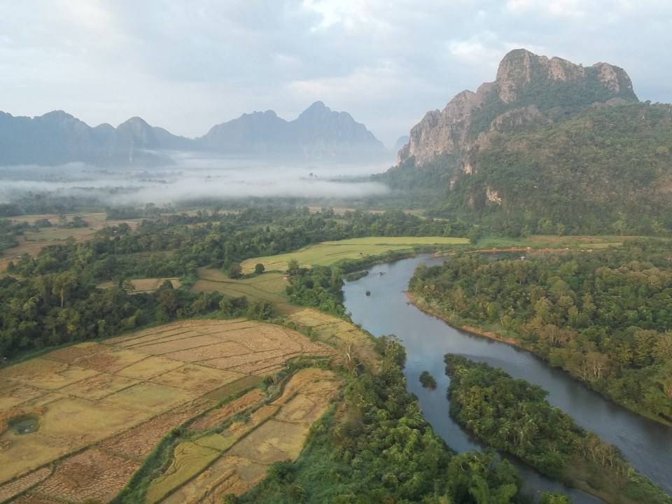 วังเวียงสวรรค์เมืองลาว