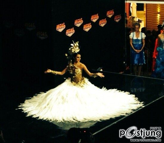 มาแล้วคะ ภาพสดๆ ส่งตรงจากรัสเซีย miss universe 2013 national costume ตามใด้เลยคะจะทะยอยอัปเดตเรื่อยๆ